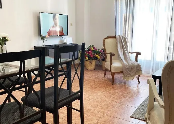 In Spacious Flat In